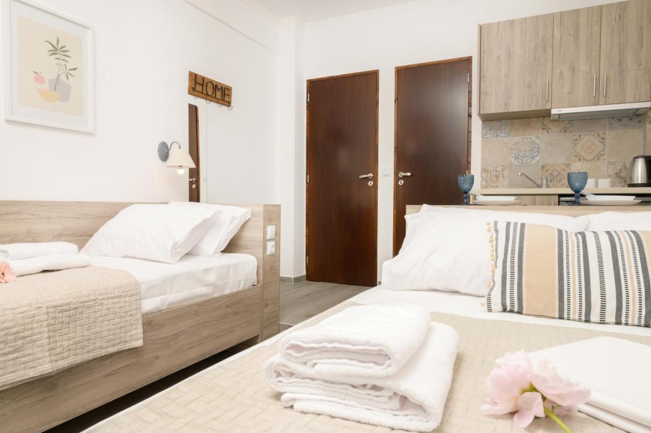 Sand Rooms To Let Nea Roda Exterior foto