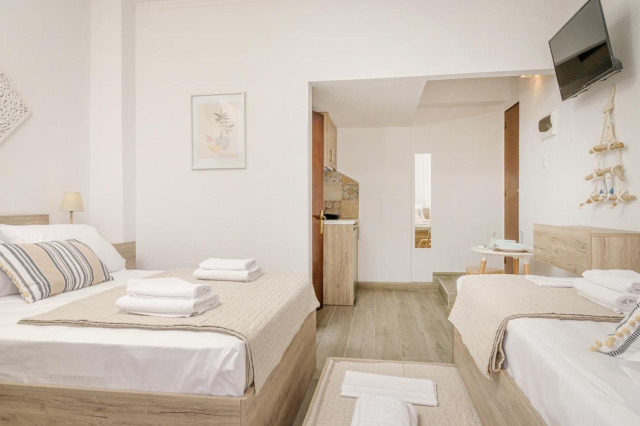 Sand Rooms To Let Nea Roda Exterior foto